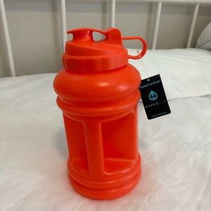 NWT LE Firecracker HydroJug